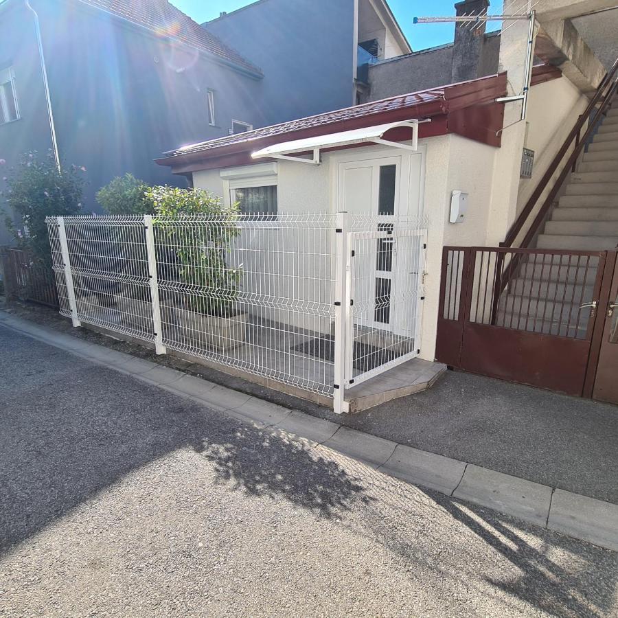 Cozy Studio Apartment Tian In Ζάγκρεμπ Εξωτερικό φωτογραφία